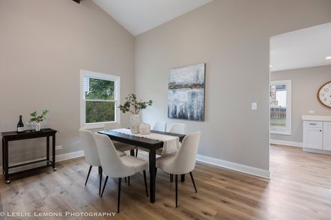 Tiny photo for 1425 Stonegate Road, Naperville, IL 60540 (MLS # 12490168)