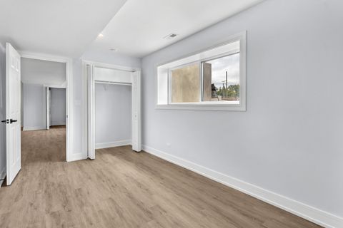 Tiny photo for 718 E 152nd Street, Phoenix, IL 60426 (MLS # 12460468)