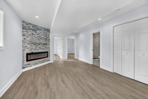 Tiny photo for 718 E 152nd Street, Phoenix, IL 60426 (MLS # 12460468)