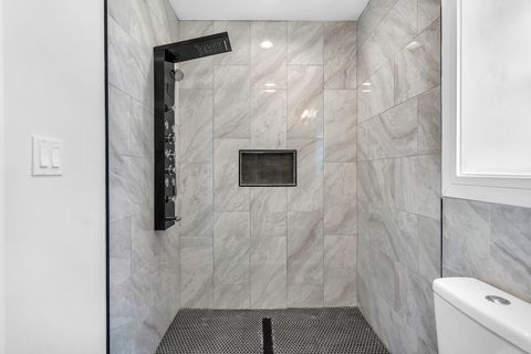 Tiny photo for 718 E 152nd Street, Phoenix, IL 60426 (MLS # 12460468)