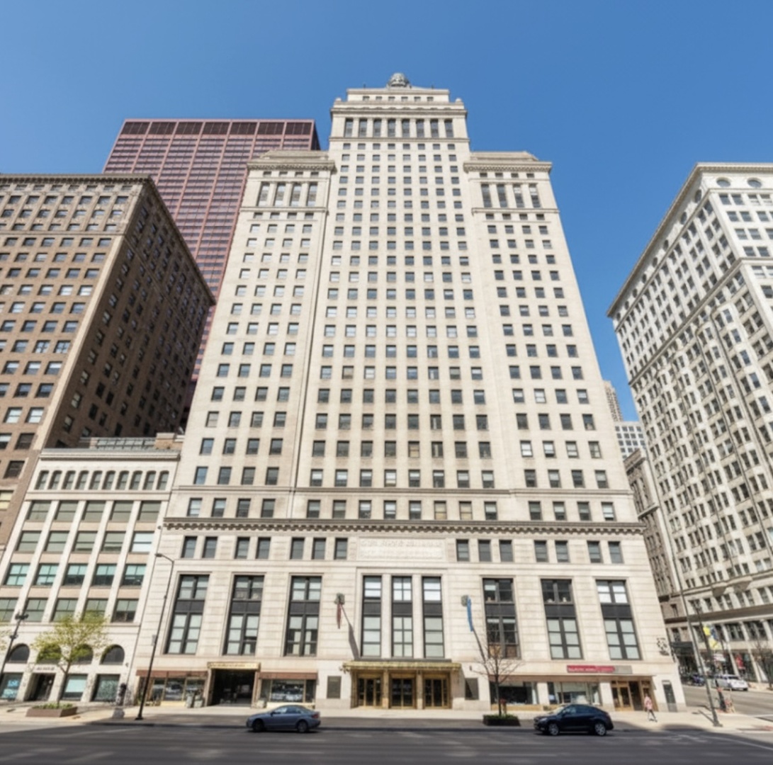 310 S MICHIGAN Avenue 702