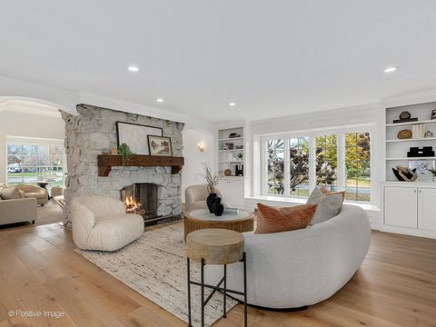 Tiny photo for 140 N Quincy Street, Hinsdale, IL 60521 (MLS # 12520986)