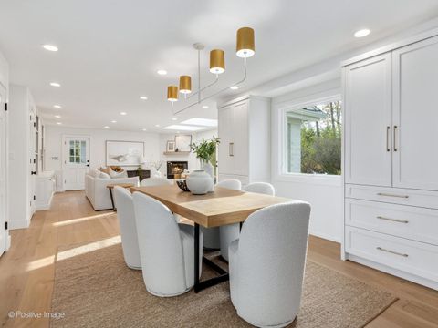 Tiny photo for 140 N Quincy Street, Hinsdale, IL 60521 (MLS # 12520986)