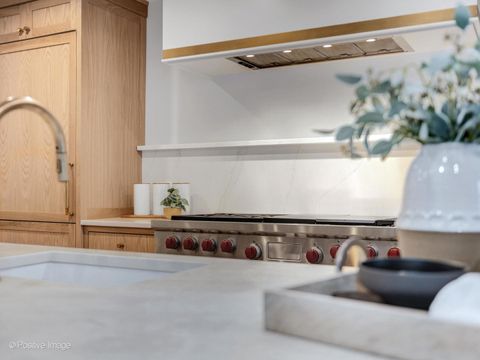 Tiny photo for 140 N Quincy Street, Hinsdale, IL 60521 (MLS # 12520986)