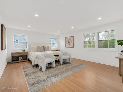 Tiny photo for 140 N Quincy Street, Hinsdale, IL 60521 (MLS # 12520986)