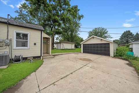 Tiny photo for 309 SE Circle Drive, Joliet, IL 60433 (MLS # 12449911)