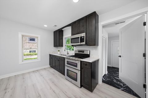 Tiny photo for 309 SE Circle Drive, Joliet, IL 60433 (MLS # 12449911)