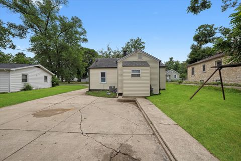 Tiny photo for 309 SE Circle Drive, Joliet, IL 60433 (MLS # 12449911)