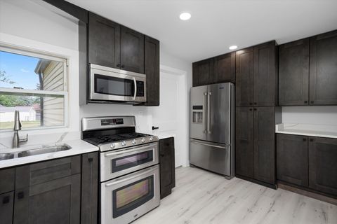 Tiny photo for 309 SE Circle Drive, Joliet, IL 60433 (MLS # 12449911)