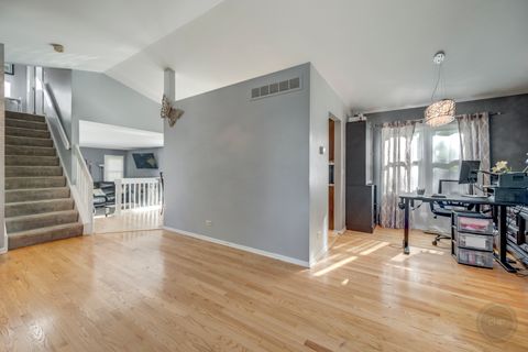 Tiny photo for 1133 JENNIFER Lane, Bolingbrook, IL 60440 (MLS # 12519783)