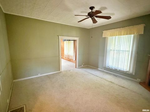 Tiny photo for 601 E 5TH Street, Metropolis, IL 62960 (MLS # EB459778)