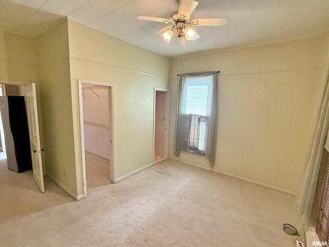 Tiny photo for 601 E 5TH Street, Metropolis, IL 62960 (MLS # EB459778)