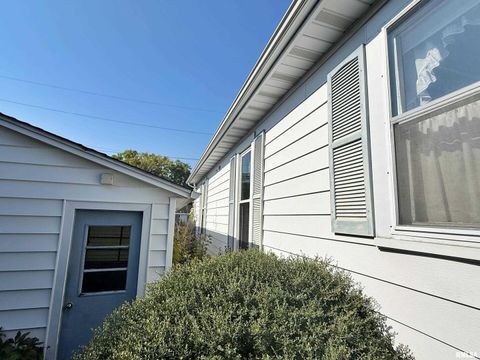 Tiny photo for 601 E 5TH Street, Metropolis, IL 62960 (MLS # EB459778)