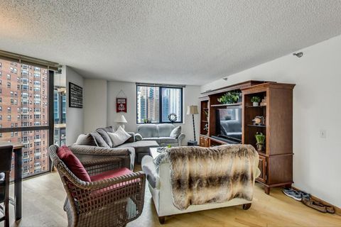 Tiny photo for 33 W DELAWARE Place #13A, Chicago, IL 60610 (MLS # 12400858)