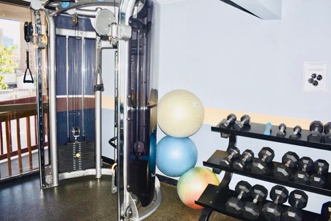 Tiny photo for 33 W DELAWARE Place #13A, Chicago, IL 60610 (MLS # 12400858)