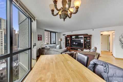 Tiny photo for 33 W DELAWARE Place #13A, Chicago, IL 60610 (MLS # 12400858)