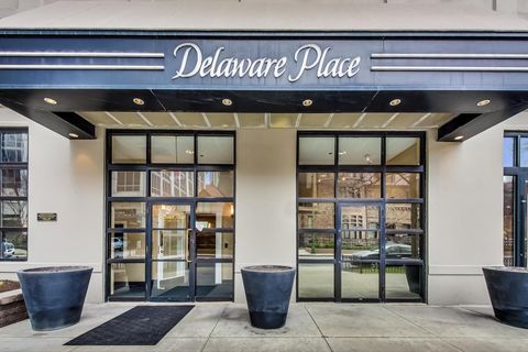Tiny photo for 33 W DELAWARE Place #13A, Chicago, IL 60610 (MLS # 12400858)