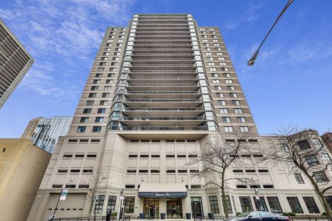Tiny photo for 33 W DELAWARE Place #13A, Chicago, IL 60610 (MLS # 12400858)