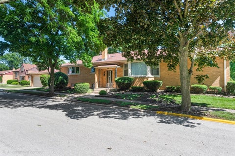 Tiny photo for 418 East End Avenue, Hillside, IL 60162 (MLS # 12763386)