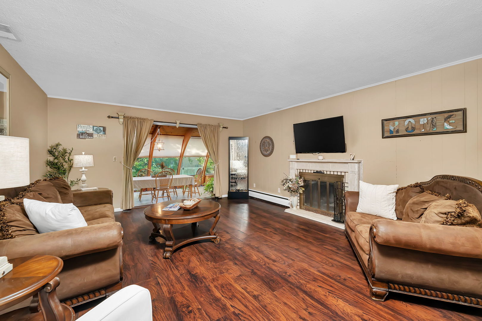 11525 Edgewood Drive