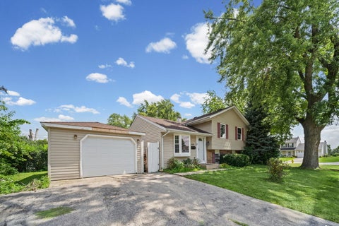 Photo of 1609 Friedrich Street, Glendale Heights, IL 60139 (MLS # 12744056)