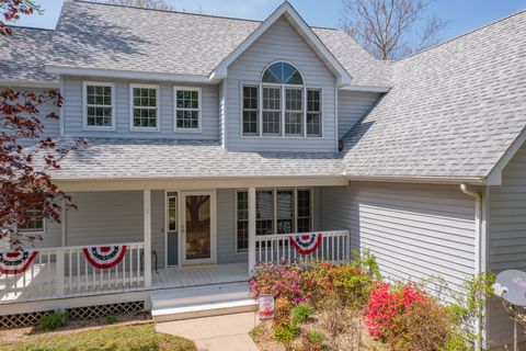 Photo of 18749 N Tolle Lane, Mt Vernon, IL 62864 (MLS # 12617337)