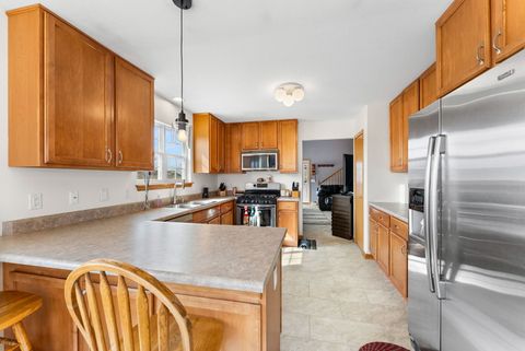 Tiny photo for 215 Misty Ln Lane, Colona, IL 61241 (MLS # 100000226)