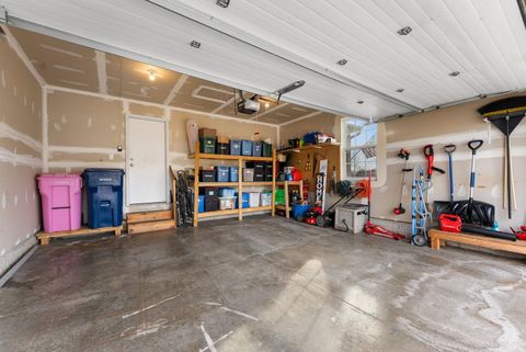 Tiny photo for 215 Misty Ln Lane, Colona, IL 61241 (MLS # 100000226)