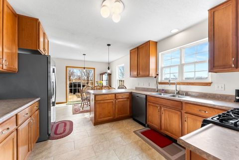 Tiny photo for 215 Misty Ln Lane, Colona, IL 61241 (MLS # 100000226)