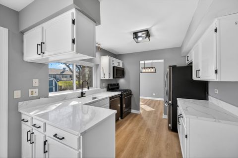 Tiny photo for 1511 Glacier Parkway, Algonquin, IL 60102 (MLS # 12579613)