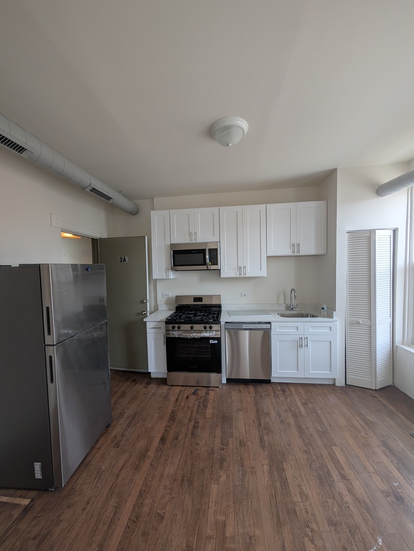 1362 N Bosworth Avenue 2A