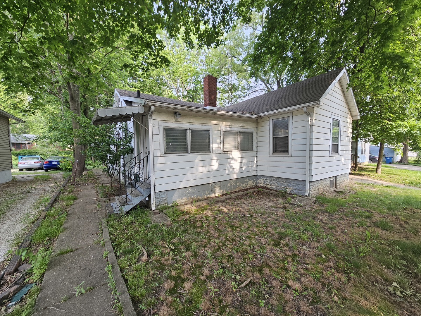 1311 N Neil Street