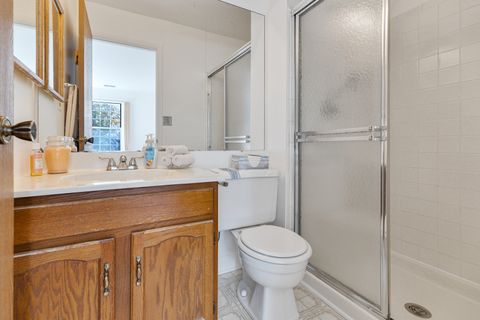 Tiny photo for 350 Newgate Court #V2, Schaumburg, IL 60193 (MLS # 12518636)