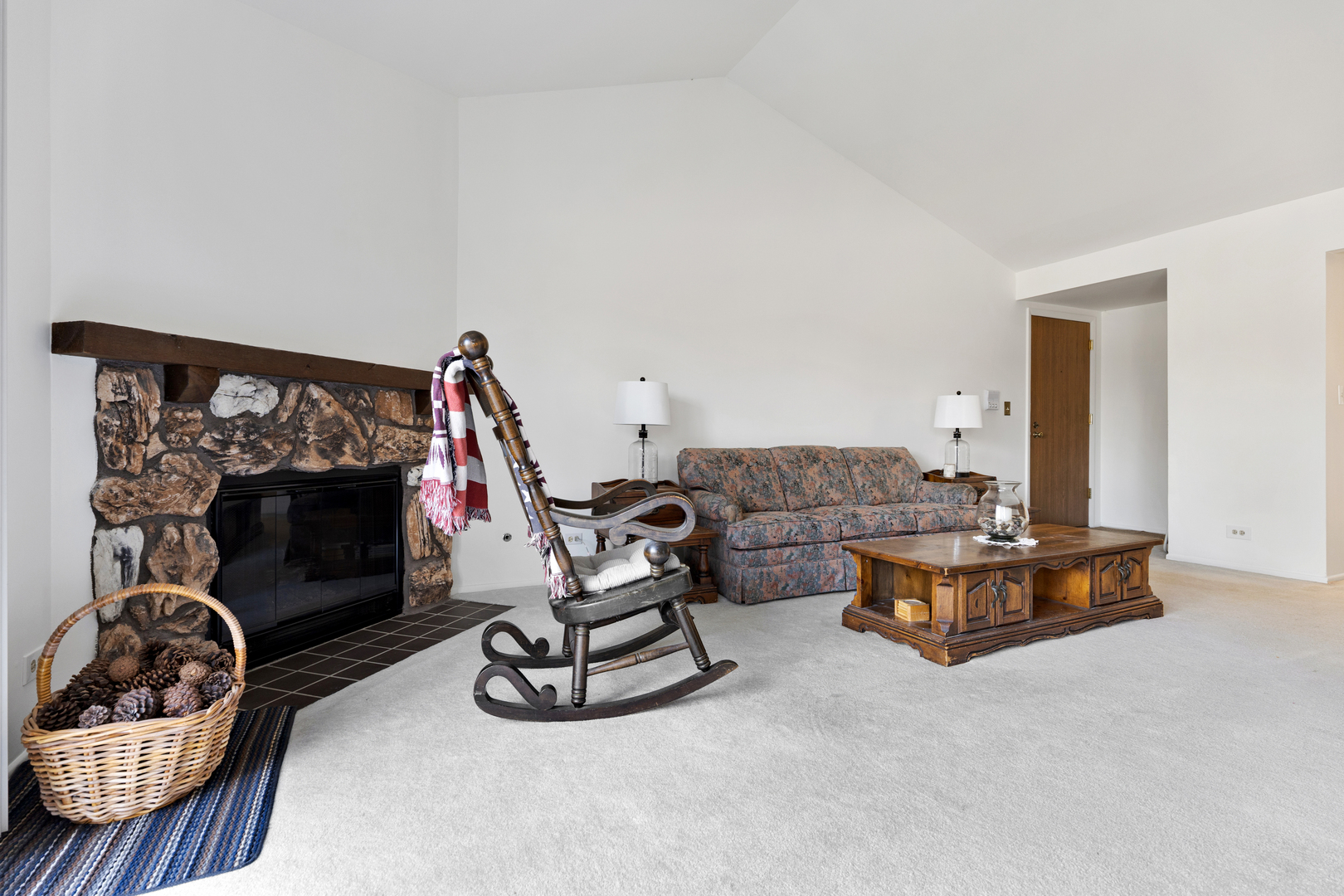 350 Newgate Court V2