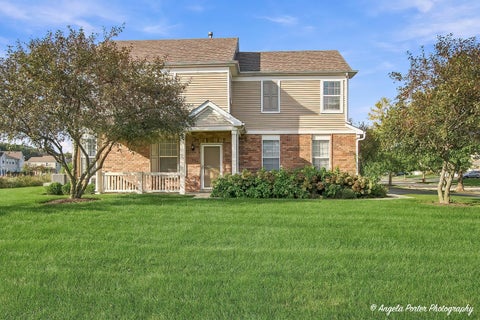 Tiny photo for 2301 Evergreen Circle, McHenry, IL 60050 (MLS # 12774611)
