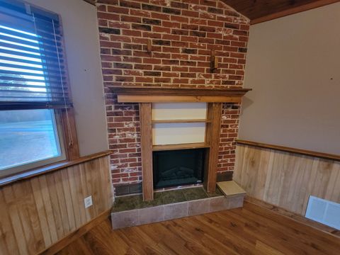 Tiny photo for 21882 410 East Street, Sheffield, IL 61361 (MLS # 12515383)