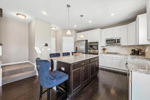Tiny photo for 13752 Anne Drive, Lemont, IL 60439 (MLS # 12702105)