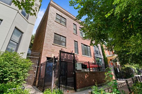 Tiny photo for 1525 N Claremont Avenue #1A, Chicago, IL 60622 (MLS # 12594986)
