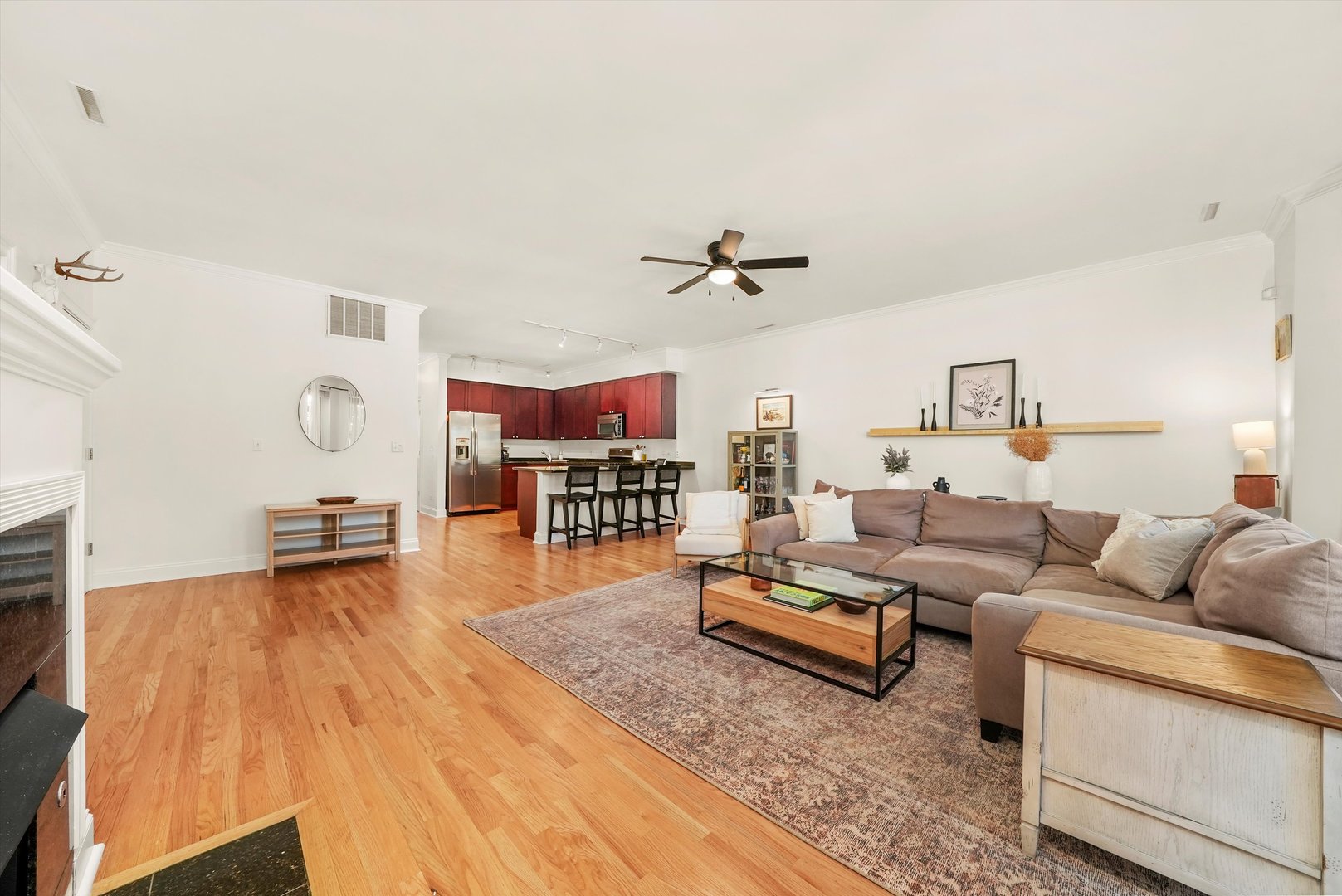 1807 W Addison Street 2W