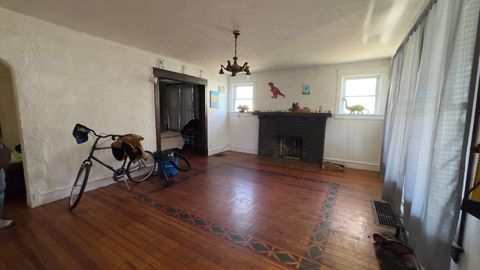 Tiny photo for 504 Douglas Street, Bloomington, IL 61701 (MLS # 12630532)