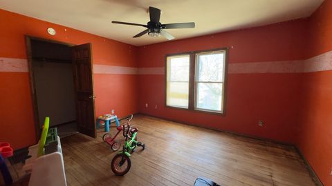 Tiny photo for 504 Douglas Street, Bloomington, IL 61701 (MLS # 12630532)
