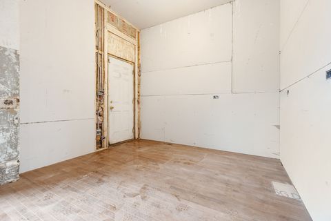 Tiny photo for 4162 S Lake Park Avenue, Chicago, IL 60653 (MLS # 12542310)