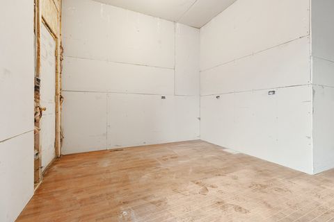 Tiny photo for 4162 S Lake Park Avenue, Chicago, IL 60653 (MLS # 12542310)