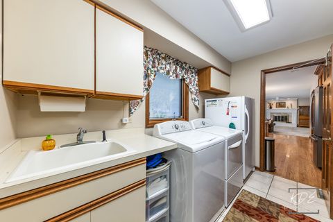 Tiny photo for 923 Tim Tam Circle, Naperville, IL 60540 (MLS # 12501251)