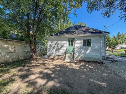 Tiny photo for 913 W Tremont Street, Champaign, IL 61821 (MLS # 12749519)