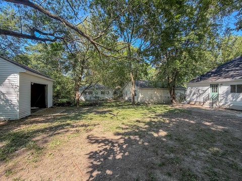 Tiny photo for 913 W Tremont Street, Champaign, IL 61821 (MLS # 12749519)