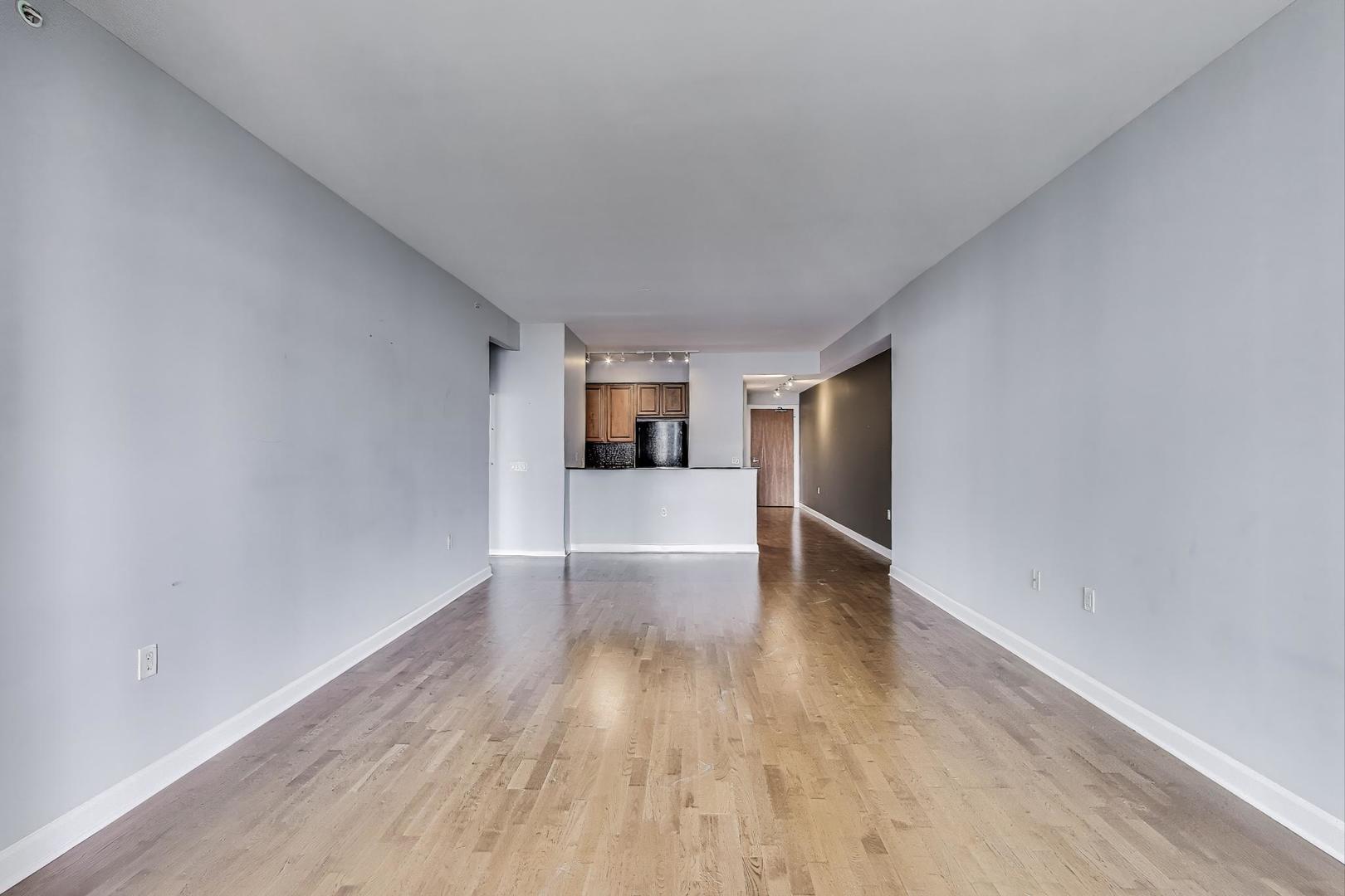 1235 S Prairie Avenue 1507