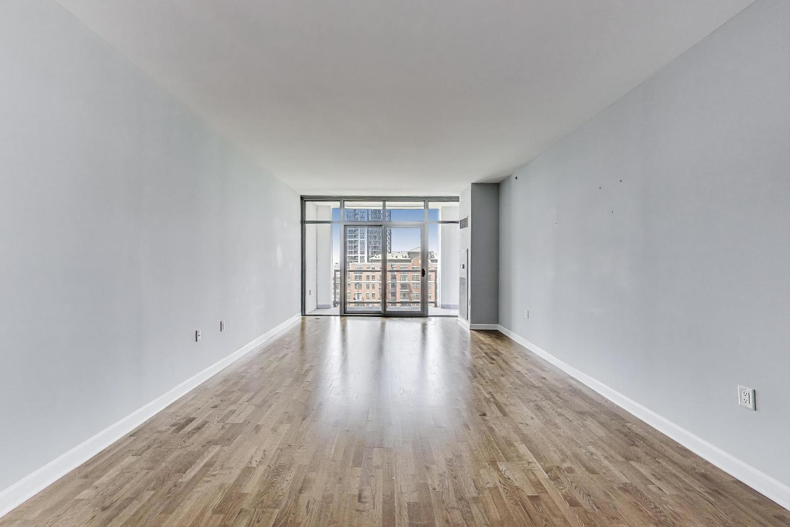 1235 S Prairie Avenue 1507
