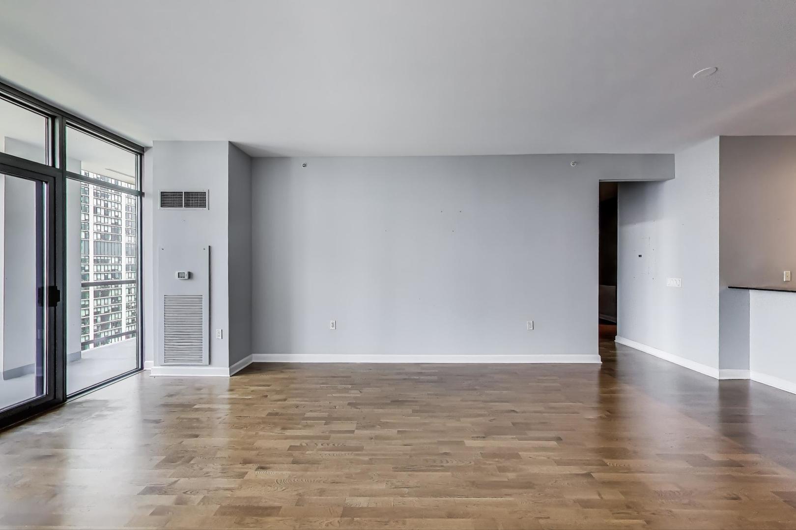 1235 S Prairie Avenue 1507