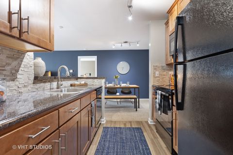 Tiny photo for 11 Kensington Circle #205, Wheaton, IL 60189 (MLS # 12524330)